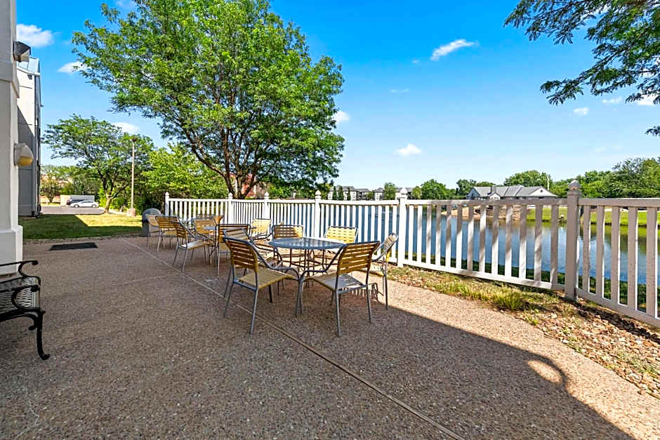 Comfort Inn & Suites Olathe - Kansas City