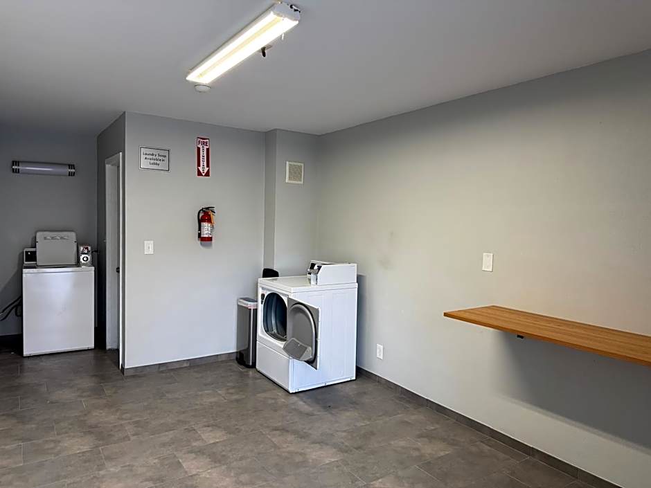 Studio 6 Suites Vancouver WA Waterfront