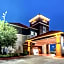 La Quinta Inn & Suites by Wyndham Orange