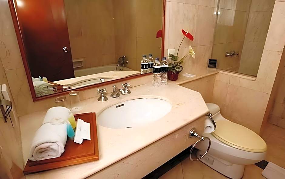 Makassar Golden Hotel
