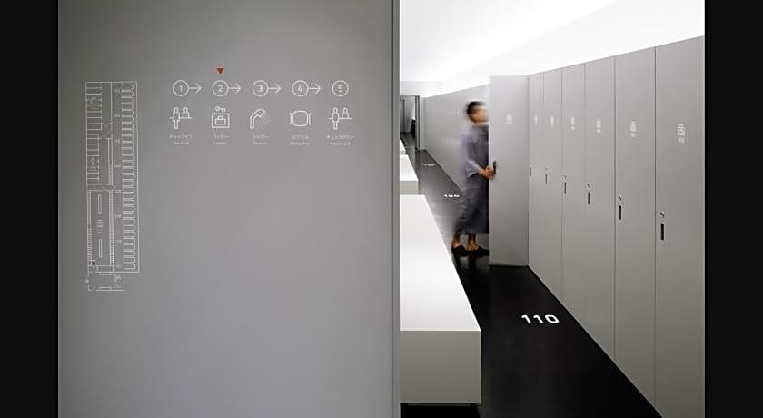 9h nine hours Narita Airport