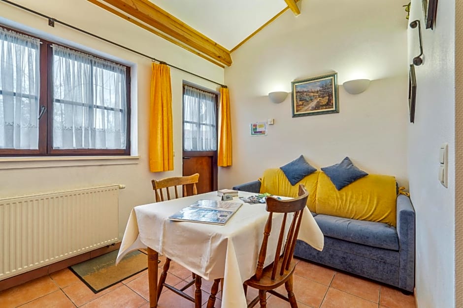 Elckerlyck Inn Hotel