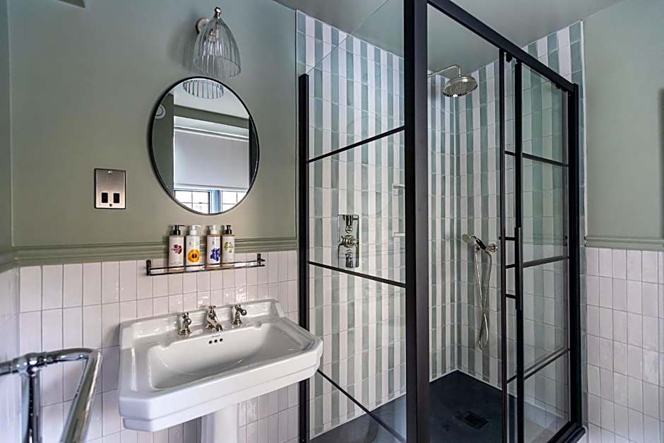 Egypt Mill Hotel and Restaurant