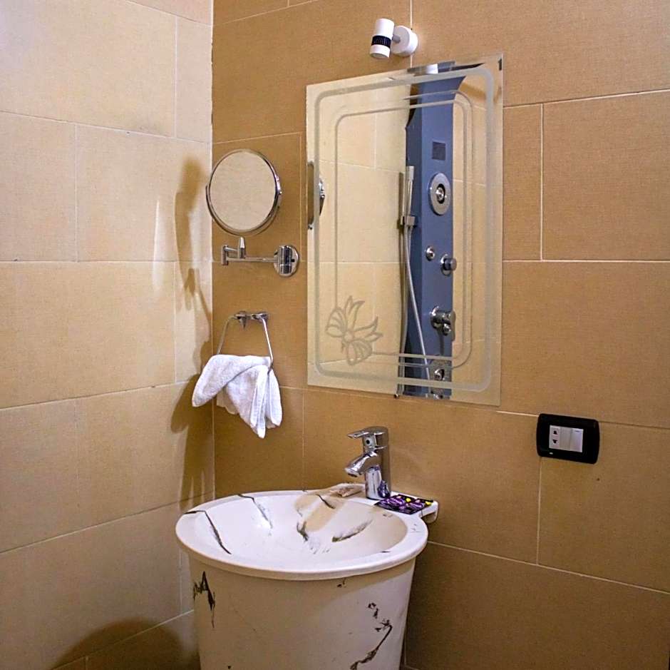 ACHERTOD Nubian House