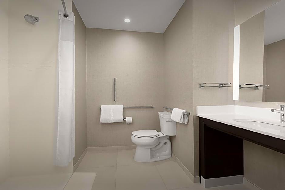 Residence Inn by Marriott Kenwood