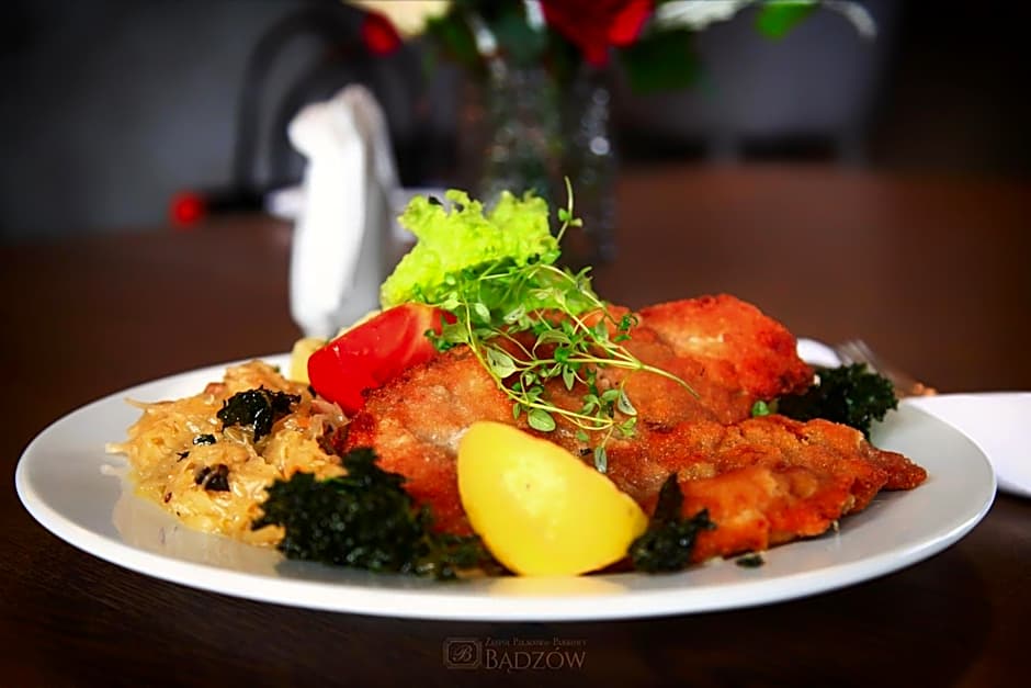 Zespół Pałacowo-Parkowy Bądzów