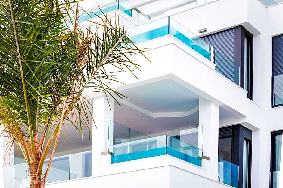 Seaview Residence with private pool