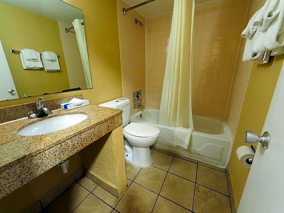 Econo Lodge Town Center