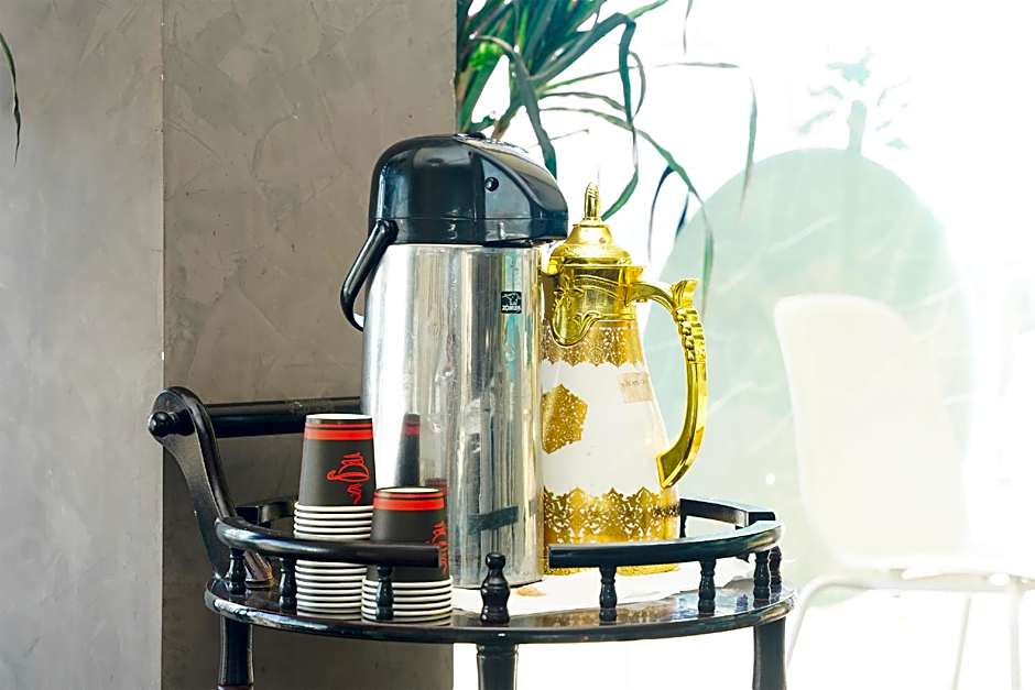 Palette Muscat Al Bayrahaa