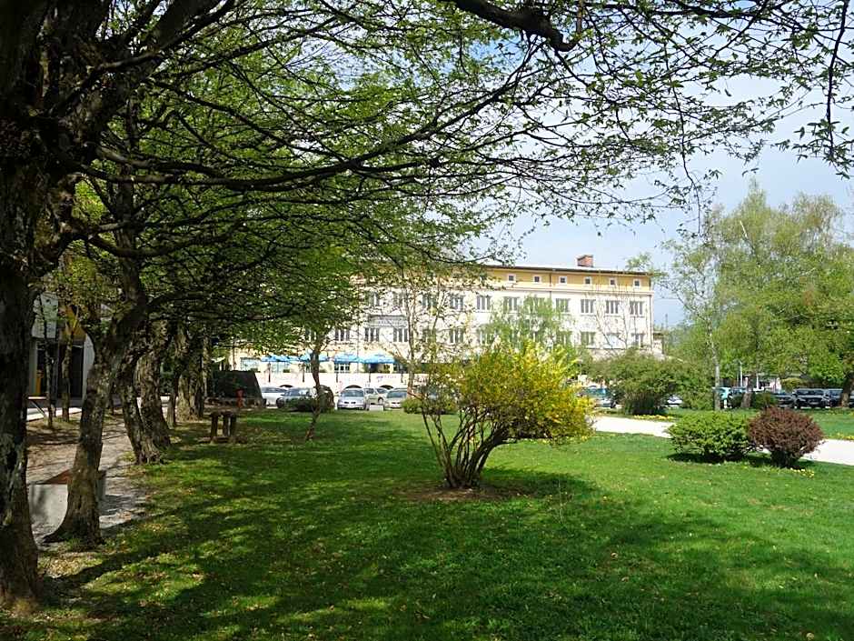 Life Hostel Slovenia