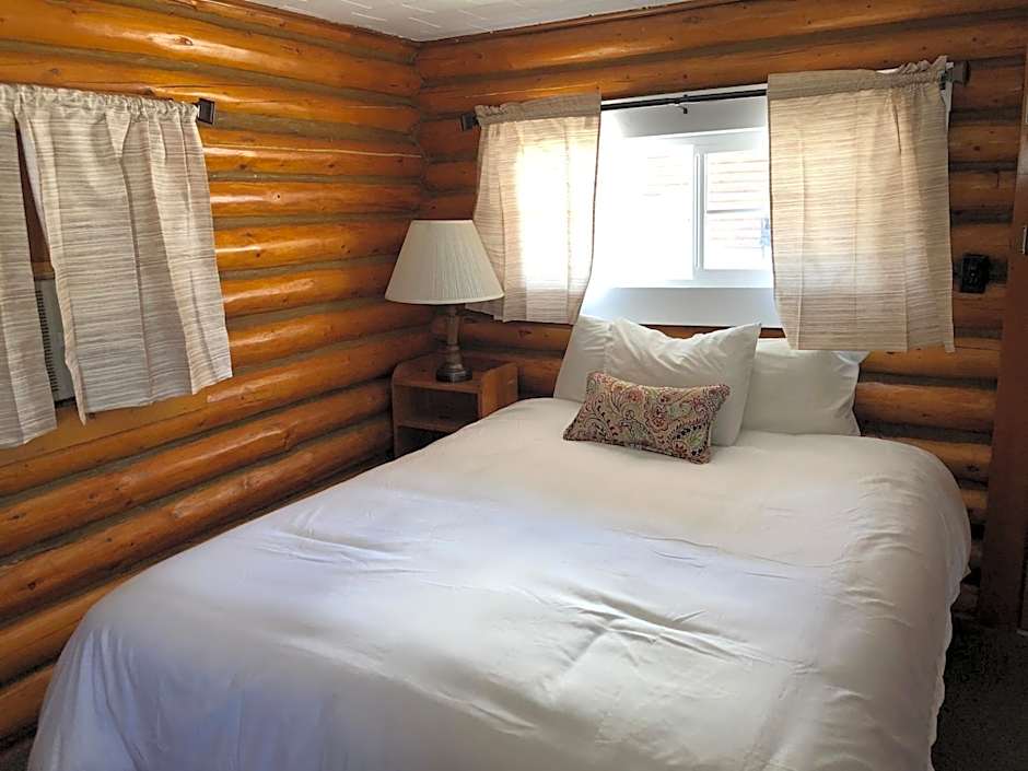 Sportsman's Lodge