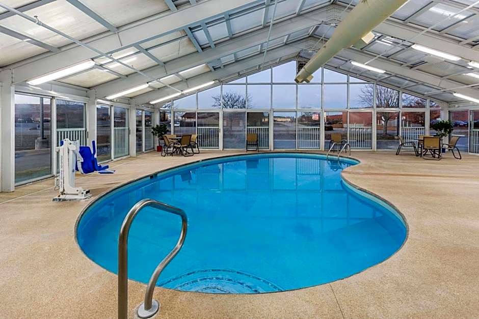 La Quinta Inn & Suites by Wyndham Rockford