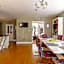 Leafy Suburban B&B
