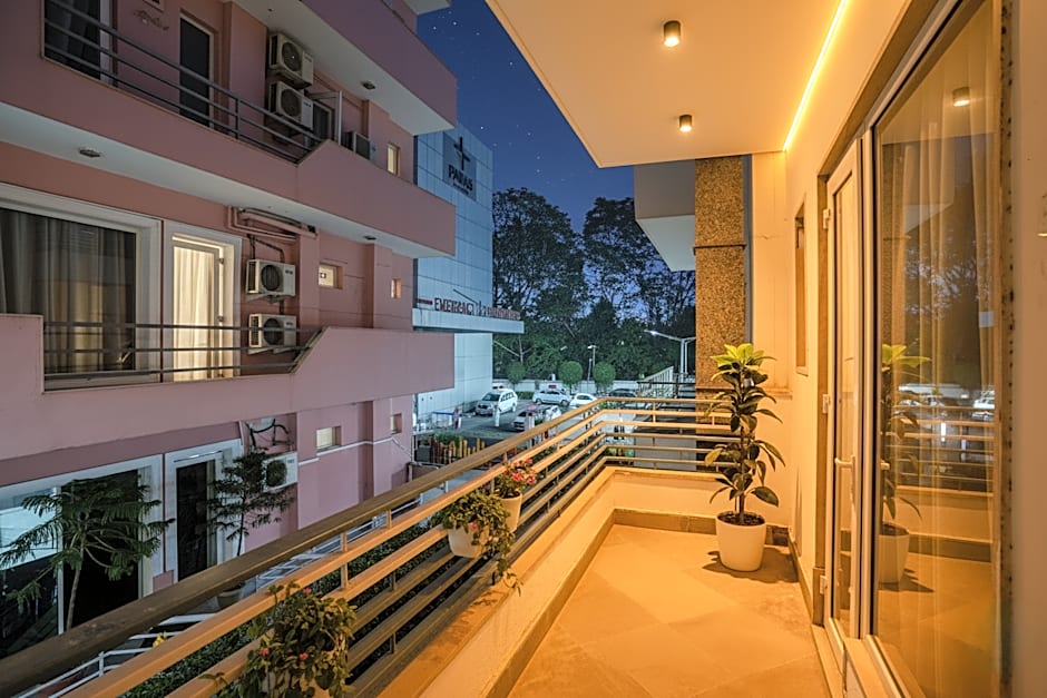 FabHotel Infinity Nest Sushant Lok