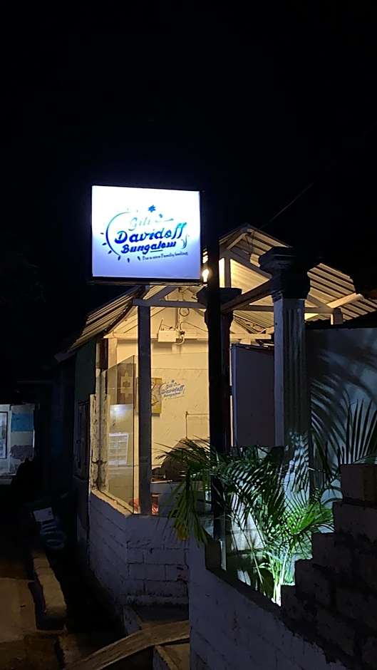 Gili Davidoff Bungalow
