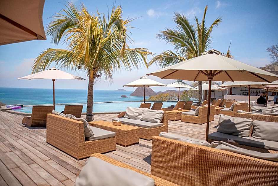 La Cecile Hotel and Cafe