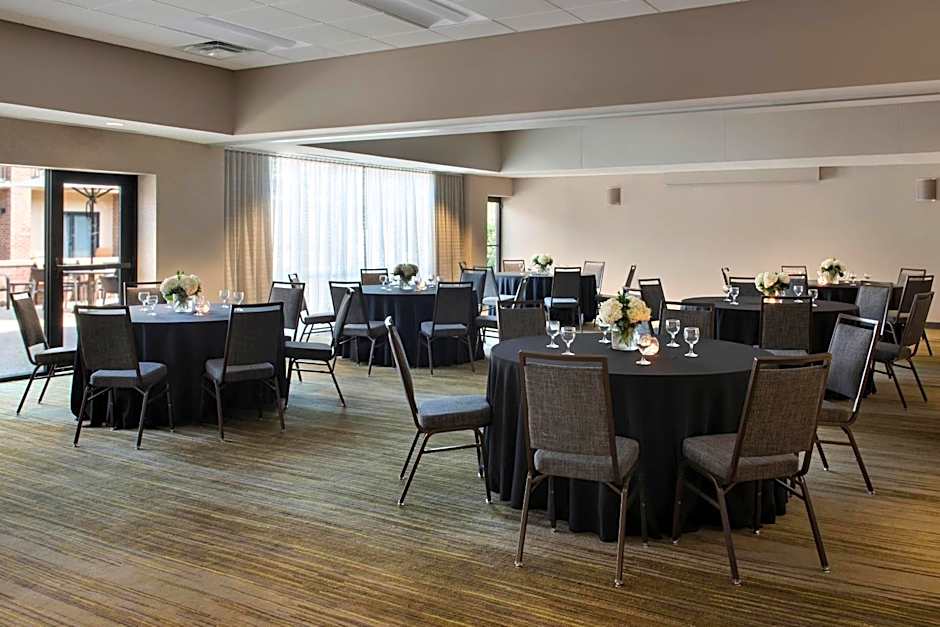 Courtyard by Marriott Boston Norwood/Canton