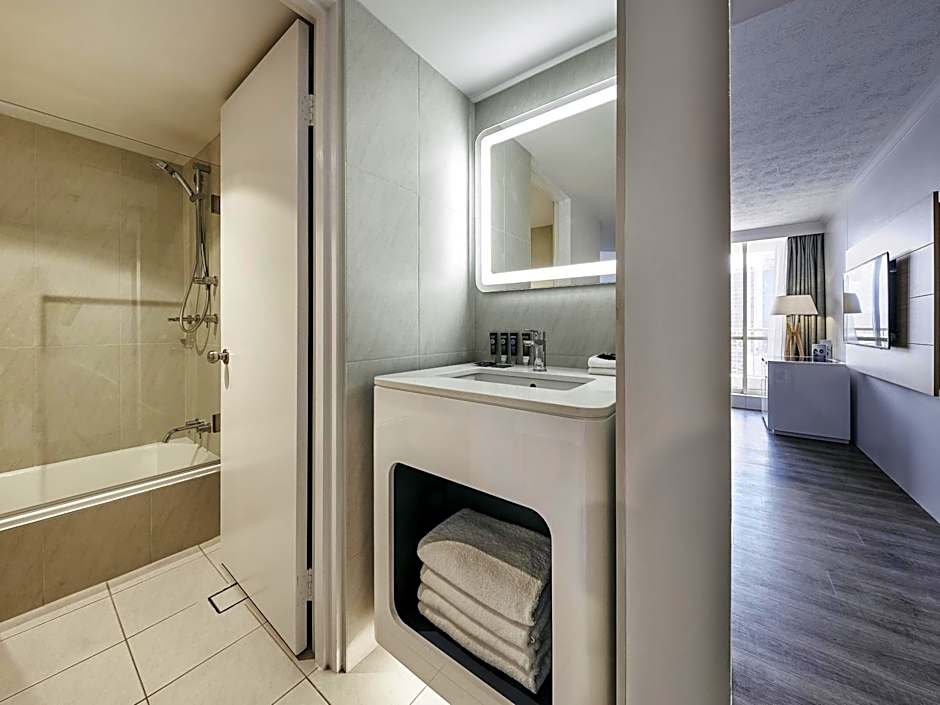 Novotel Surfers Paradise