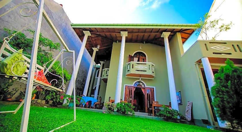 Frangipani Motel