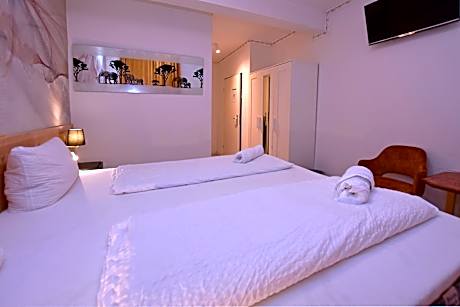 Double Room with Private Bathroom