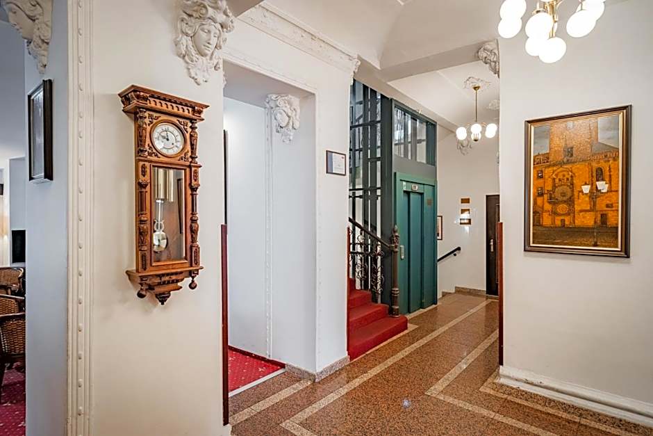 Hotel Atos