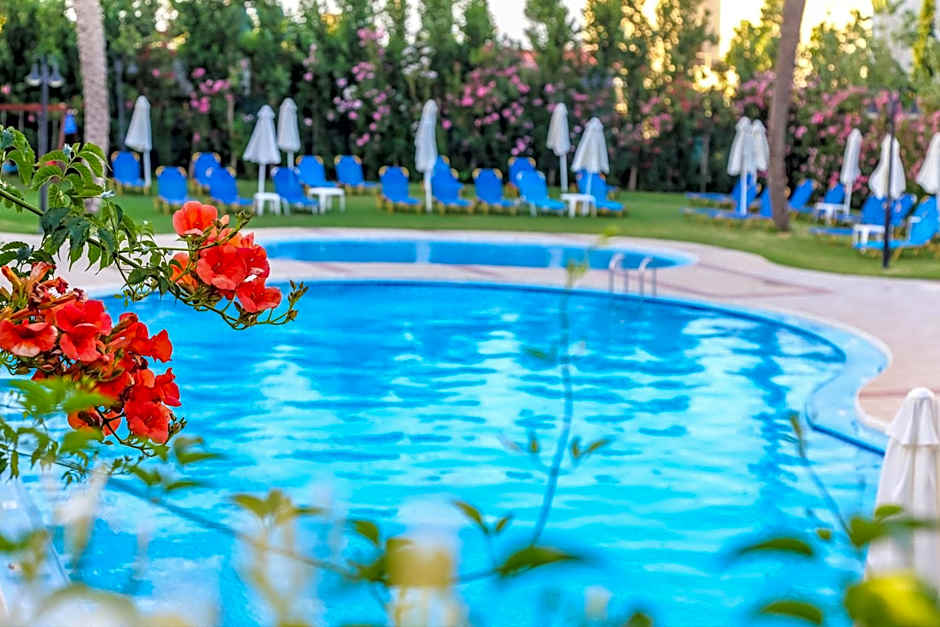 Solimar Topaz Adults Only