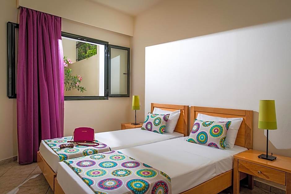 Kristalli Hotel Apartments