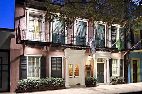 Lamothe House Hotel
