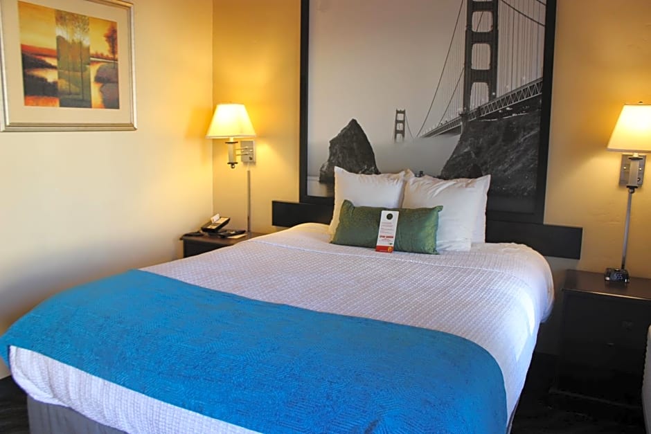 Super 8 Berkeley – Berkeley, CA