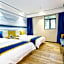 Guangzhou Longxiang Wisdom Hotel (Gangding Subway Station)