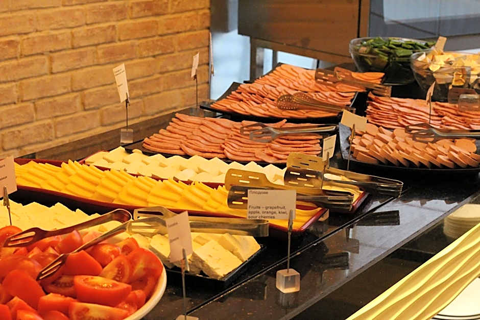 Aparthotel Marina Holiday Club - All Inclusive & Free Parking