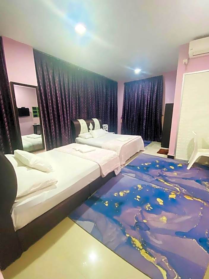 Paka Tamim Seaview Hotel