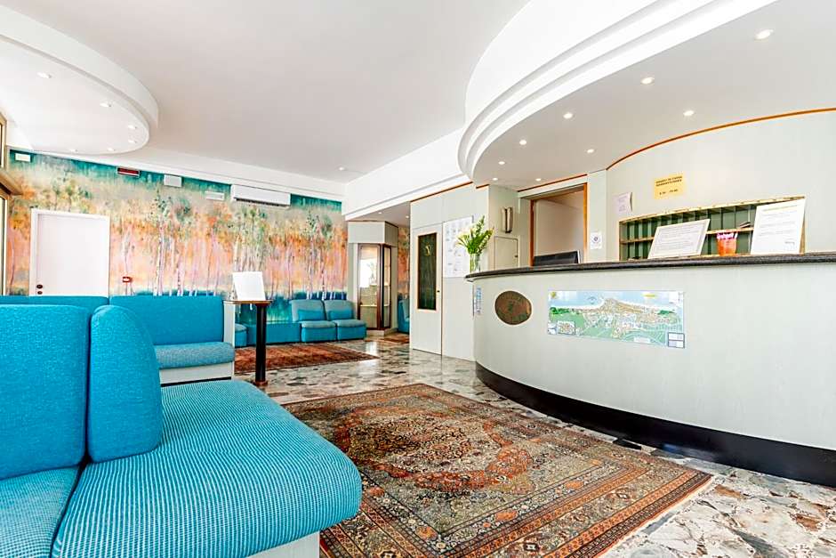 Hotel Touring