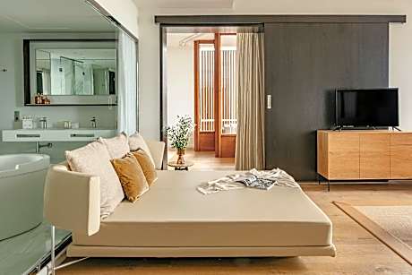 Master Suite Sea View