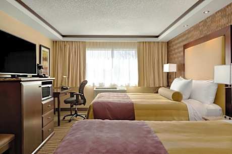 Queen Beds Room with Two Queen Beds - Non-Smoking