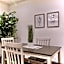 Los Angeles Premium Suites with Free Parking