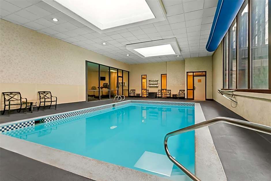 Red Lion Hotel & Conference Center Cheyenne