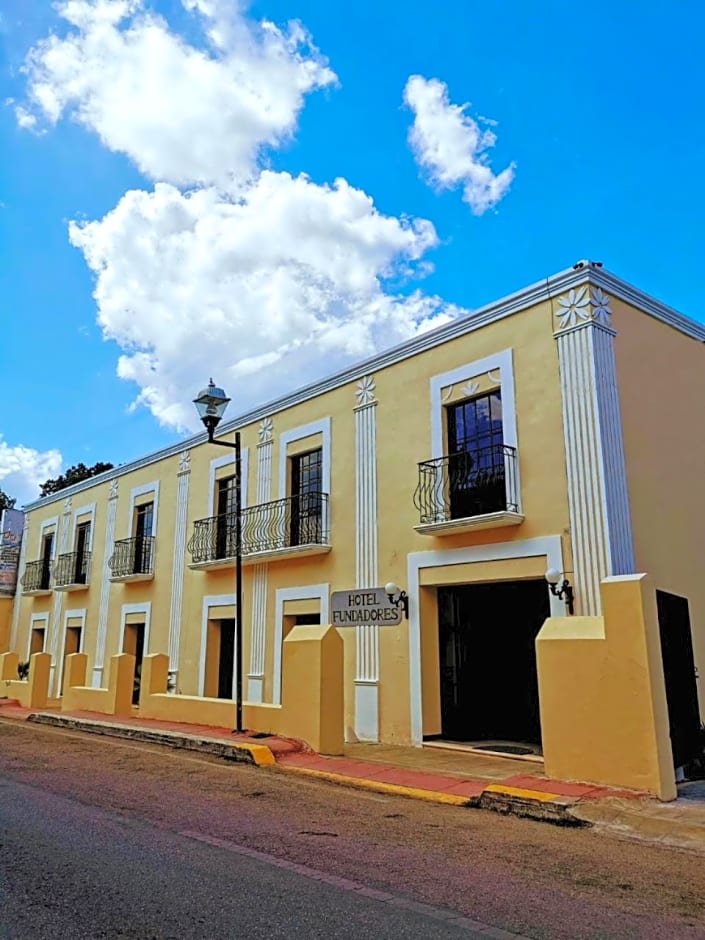 Hotel Fundadores