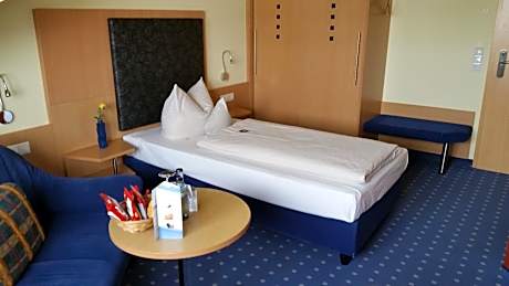 Comfort Single Room