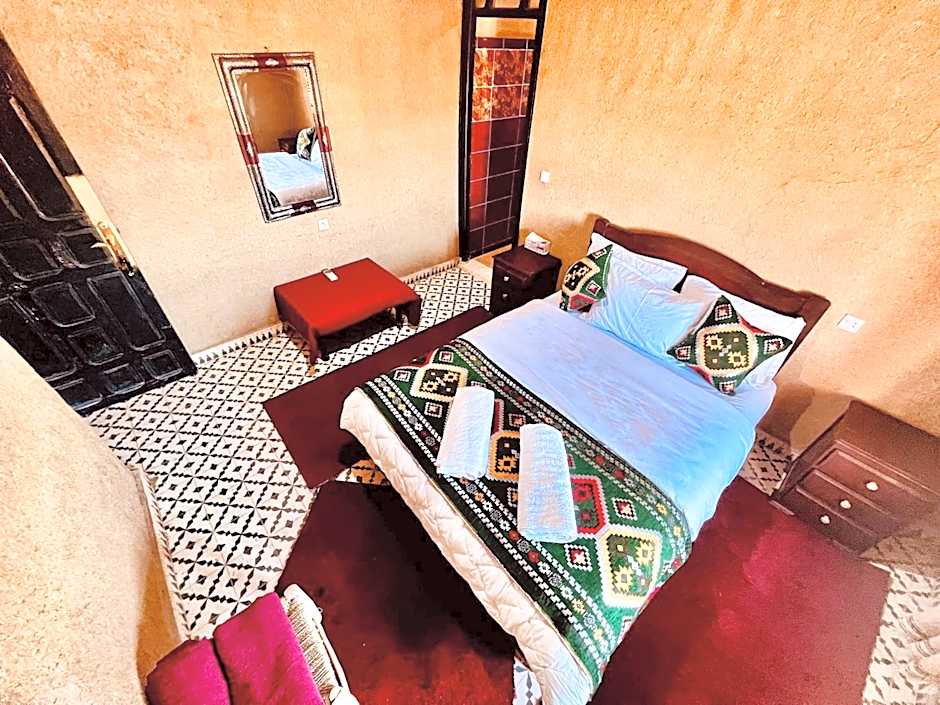 Hotel Camping Les Roses Des Dunes & Piscine