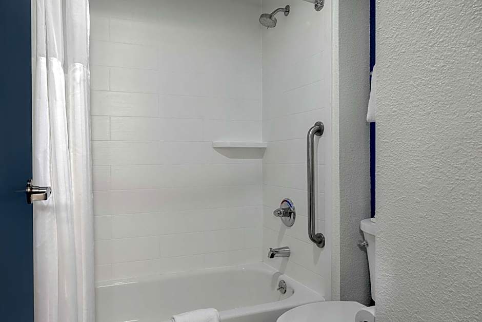 Spark by Hilton Evansville East, IN