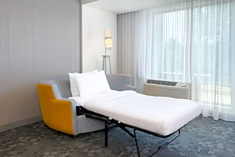 King Room with Peloton Bike