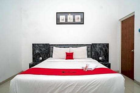 RedDoorz @ Sukomanunggal Surabaya