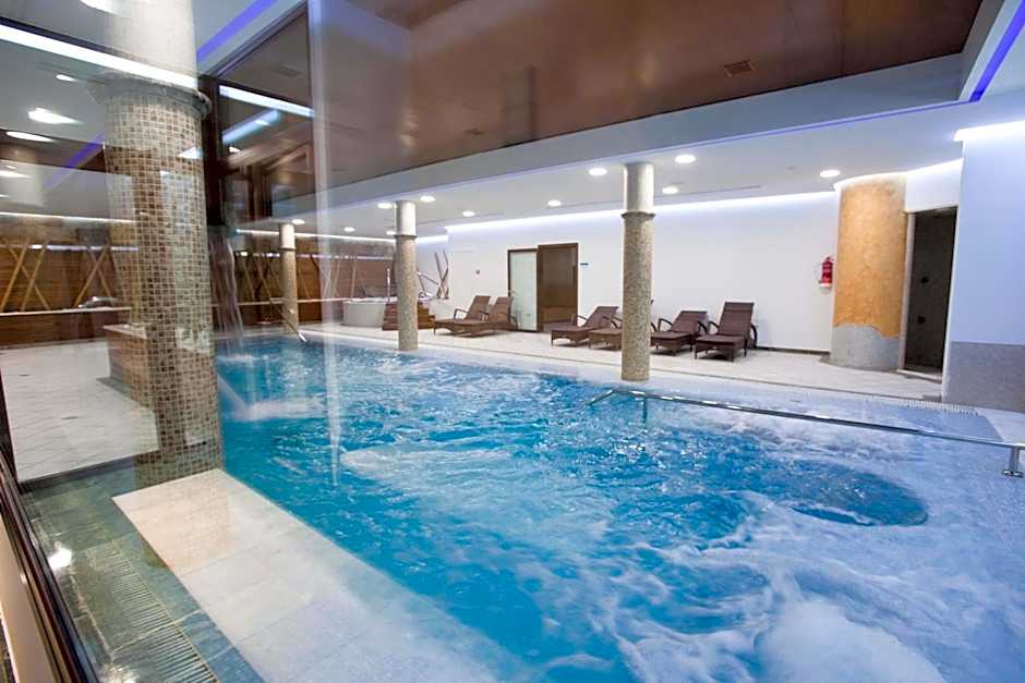 Hospes Palacio De Arenales & Spa