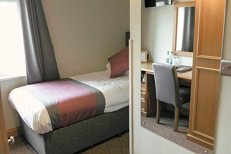 St. Davids Cross Hotel