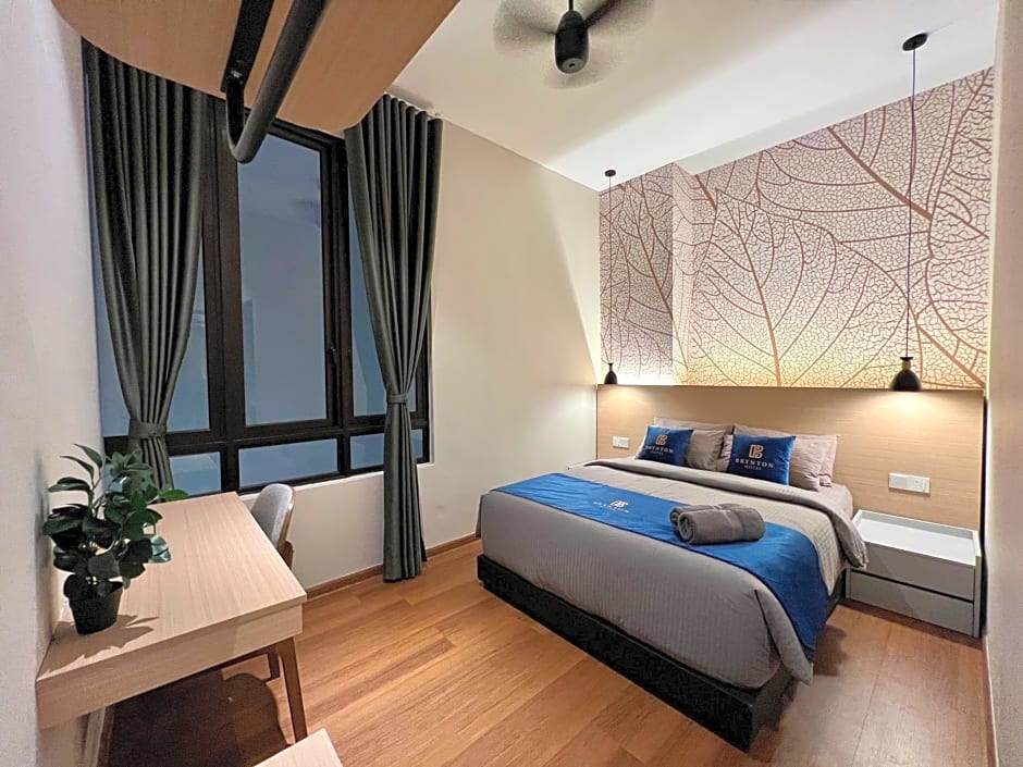 Hotel Brynton at Cameron Centrum Mall