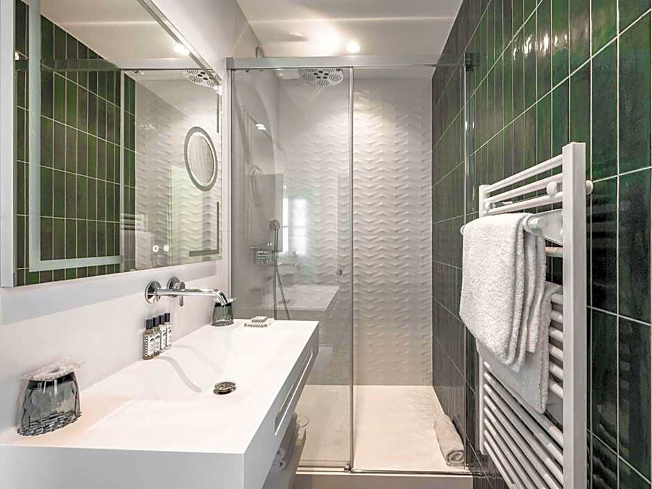 MADISON Saint Jean de Luz - Handwritten Collection