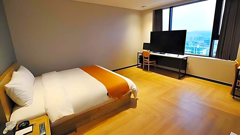 Dongducheon Hotel The Gray