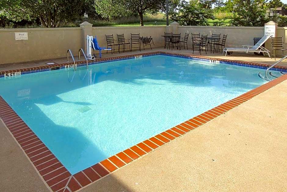 Quality Inn Holly Springs South