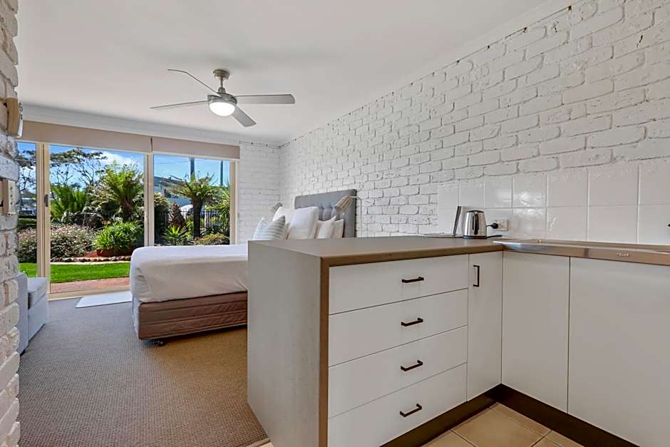 The Retreat Lakeside Merimbula
